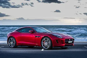2014 Jaguar F-TYPE Coupe R - Italian Racing Red 2014 Jaguar F-TYPE Coupe R - Italian Racing Red
