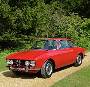 1971 Gallery: Alfa Romeo 1750 GTV, 1971, Red