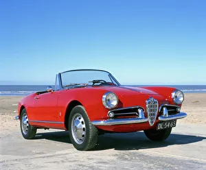 <b class=qtipBold><figcaption>Alfa Romeo Guilietta Spider</figcaption></b><br> Alfa Romeo Guilietta Spider