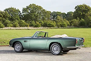 Aston Martin DB6 Short-Chassis Volante (No.6 of 37) 1966 Green light, metallic Aston Martin DB6 Short-Chassis Volante (No.6 of 37) 1966 Green light, metallic
