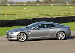 <b class=qtipBold><figcaption>Aston Martin DB9</figcaption></b><br><br><em>© www.carphoto.co.uk Car Photo Library</em> Aston Martin DB9