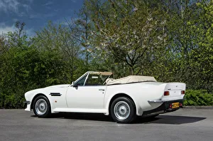 Aston Martin V8 Vantage Volante X-Pack 1988 White Aston Martin V8 Vantage Volante X-Pack 1988 White