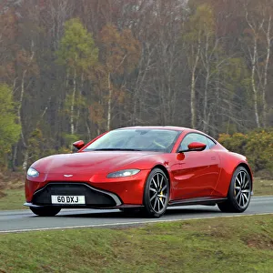 Aston Martin Vantage (new model 2018) 2018 Red metallic Aston Martin Vantage (new model 2018) 2018 Red metallic
