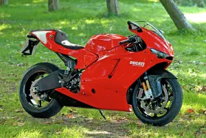 Cars And Bike Prints: Ducati Desmosedici RR Print