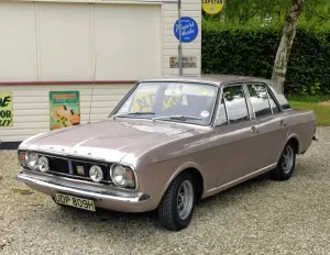 Cars And Bike Prints: Ford Cortina 1600E Print