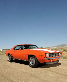 Muscle Gallery: Chevrolet Camaro Z-28 1969 orange white stripes
