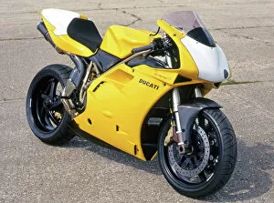 Sportbike Collection: Ducati 748 SPS Italy