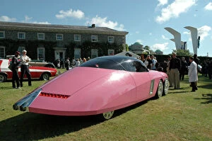 Lady Gallery: FAB 1 Thunderbirds Car