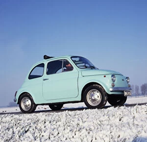 Images Dated 1st February 2006: Fiat 500R Italy Italian