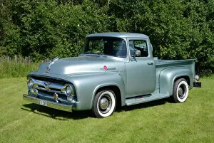 Images Dated 21st June 2012: Ford F100 pickup truck 1956 Blue metallic