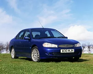 Images Dated 26th October 2006: Ford Mondeo ST200