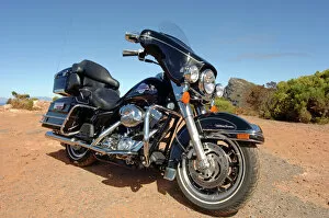 Touring Collection: Harley Davidson FLHTCUI Ultra Classic Electra Glide