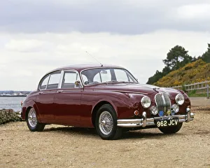 Style Gallery: Jaguar Mk 2 British