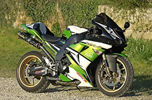 正規激安 ZX-10R Kawasaki 2007 Green from Prints Superbike. Metallic アイドル