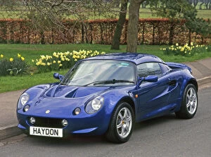 Images Dated 28th December 2012: Lotus Elise 111s, 1999, Blue
