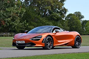 mclaren-720s-2018-orange-black