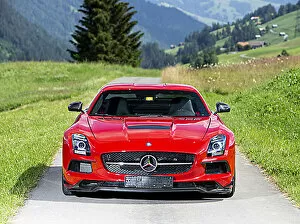 Mercedes Benzes Collection: Mercedes-Benz SLS AMG Gullwing Black Series 2014 Red