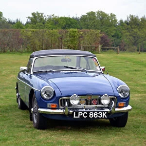Images Dated 24th January 2018: MG MGB Roadster 1972 Blue