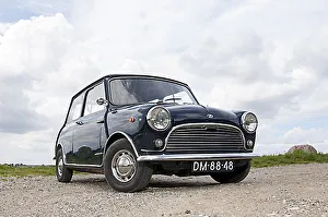 Mini Innocenti (848cc Italian-made Mini) 1966 Blue dark Mini Innocenti (848cc Italian-made Mini) 1966 Blue dark