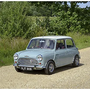 1963 Morris Mini ミニカー Iconic Auctioneers | 1963 Morris Mini Mk1-Sold