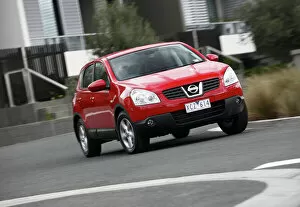 Images Dated 28th July 2009: Nissan Qashqai Japan