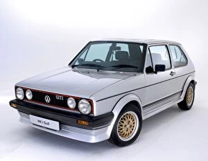 Images Dated 5th February 2010: VW Golf Gti Mk.1 (studio) 1977 silver