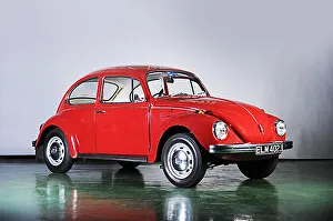 VW Volkswagen Classic Beetle 1302-S (studio) 1970 Red VW Volkswagen Classic Beetle 1302-S (studio) 1970 Red