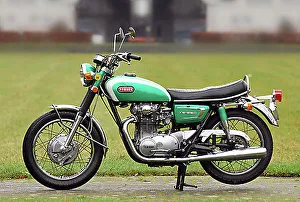 Yamaha XS-650 1970 Metallic Green Silver Print YAM022864. Art