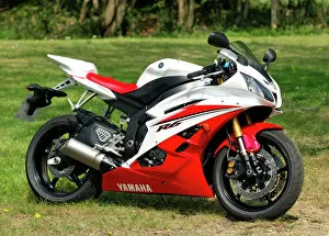 Images Dated 20th April 2007: Yamaha YZF-R6