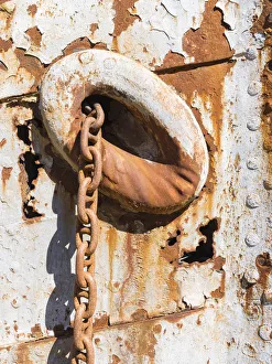 Anchor chain of the Dias, a wreck in Grytviken. Grytviken Whaling Station, open to visitors Anchor chain of the Dias, a wreck in Grytviken. Grytviken Whaling Station, open to visitors