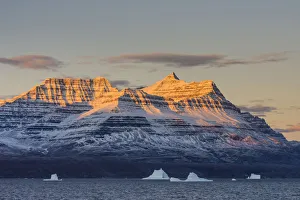 Arctic, Gasefjord, Goosefjord, Greenland, alpenglow, blue, cold, geology, ice, iceberg Arctic, Gasefjord, Goosefjord, Greenland, alpenglow, blue, cold, geology, ice, iceberg