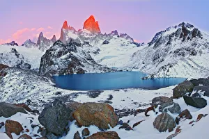 Argentina, Patagonia, Los Glaciares National Park. Sunrise on Mount Fitz Roy Argentina, Patagonia, Los Glaciares National Park. Sunrise on Mount Fitz Roy