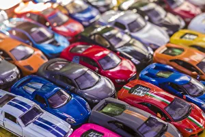Kavkaz Gallery: Armenia, Yerevan. Vernissage Market, toy cars