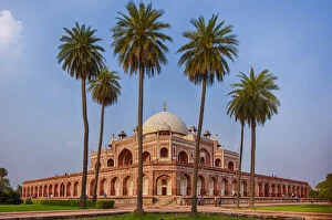 Images Dated 5th April 2015: Asia. India. Exterior view of Humayuns Tomb in New Dehli
