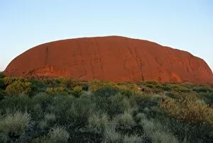Images Dated 6th May 2008: Australia, Uluru, Ayers Rock, sandstone massif, sunrise