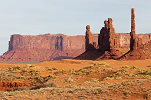 AZ, Monument Valley, Yei Bi Chei and Totem Pole AZ, Monument Valley, Yei Bi Chei and Totem Pole