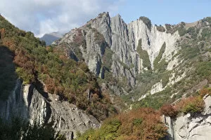 Images Dated 27th September 2014: Azerbaijan, Sheki. A rocky cliffside outside of Sheki