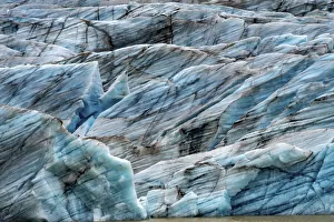 Svinafellsjokull Gallery: Blue Large Svinafellsjokull Glacier Brown Lagoon, Vatnajokull National Park, Iceland