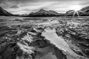 Canada, Alberta, Abraham Lake, Sunburst in winter Canada, Alberta, Abraham Lake, Sunburst in winter