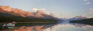 Images Dated 24th September 2009: Canada, Alberta, Jasper National Park. High-resolution panorama of Maligne Lake at sunset
