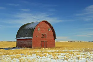 Canada, Alberta, Vulcan. Red barn in winter. Credit as: Mike Grandmaison / Jaynes Gallery Canada, Alberta, Vulcan. Red barn in winter. Credit as: Mike Grandmaison / Jaynes Gallery