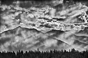 Canada, British Columbia, Kootenay National Park. Sunset in the Canadian Rocky Mountains Canada, British Columbia, Kootenay National Park. Sunset in the Canadian Rocky Mountains