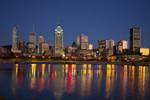 Images Dated 3rd October 2010: Canada, Quebec, Montreal. Nighttime view of downtown and river