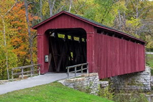 Images Dated 13th October 2014: Cataract Covered Bridge over Mill Creek at Lieber State Recreation Area near Cloverdale