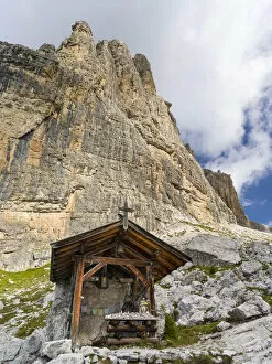 Unesco World Heritage Gallery: Chapel of Rifugio Tuckett e Sella. The Brenta Dolomites, UNESCO World Heritage Site