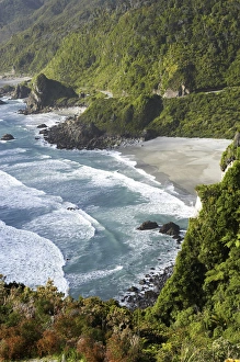 Coastline north of Irimahuwhero Viewpoint, Paparoa National Park, West Coast, South Island Coastline north of Irimahuwhero Viewpoint, Paparoa National Park, West Coast, South Island