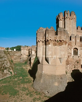 Coca castle. Initiated in 1453 by order of Don Alonso de Fonseca, archbishop of Seville Coca castle. Initiated in 1453 by order of Don Alonso de Fonseca, archbishop of Seville