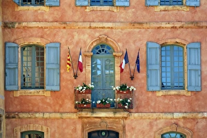 Coloful window and shutters, Roussillon, France Coloful window and shutters, Roussillon, France