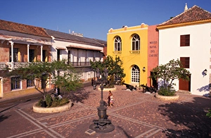 Colombia, Cartagena de Indias, Plaza Santa Teresa Colombia, Cartagena de Indias, Plaza Santa Teresa