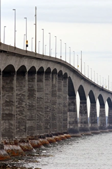 Confereration Bridge connects New Brunswick to Prince Edward Island, Canada Confereration Bridge connects New Brunswick to Prince Edward Island, Canada